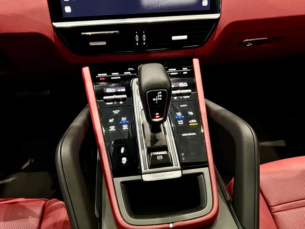 Porsche Cayenne Hybrid 2022 из CN, фото 10