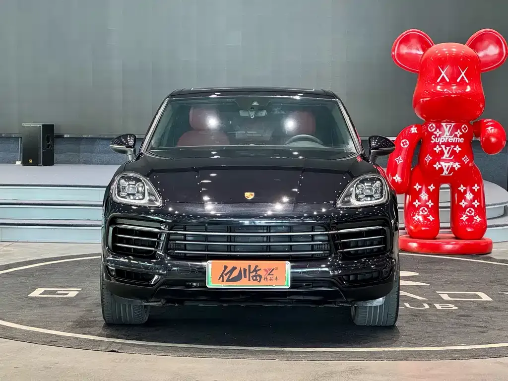 Porsche Cayenne Hybrid 2022 из CN, фото 2