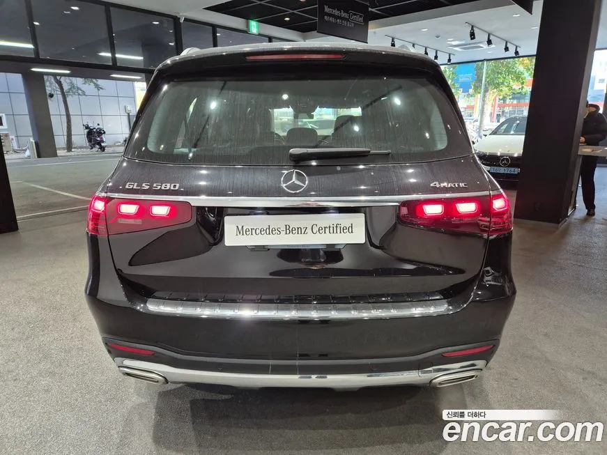 Mercedes-Benz GLS-Class — фото 4