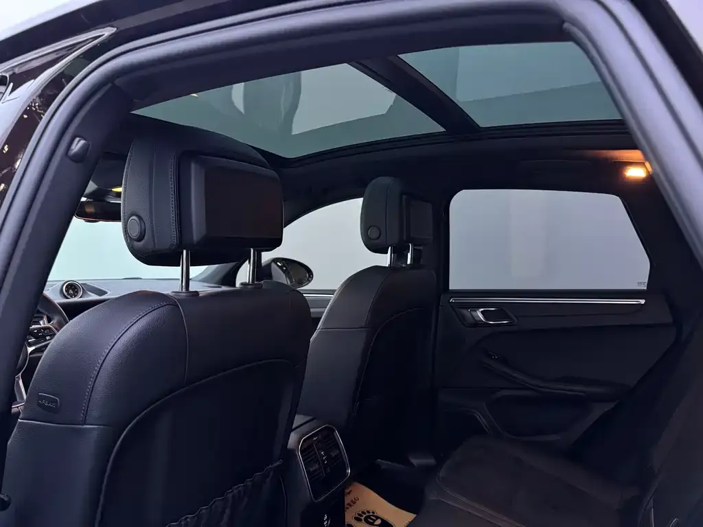 Porsche Macan 2021 из CN, фото 7
