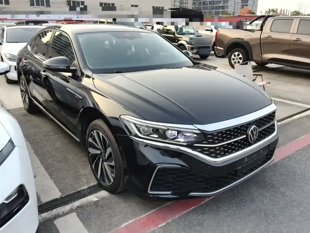 Volkswagen Passat — фото 4