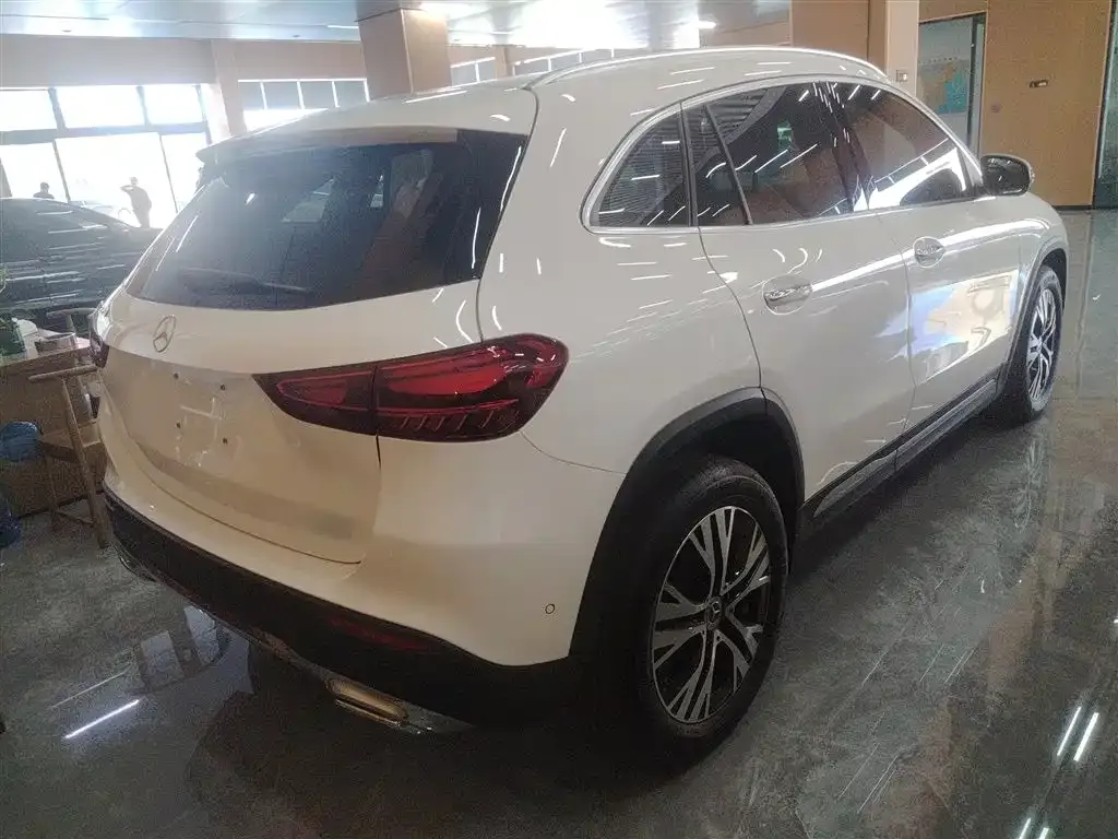 Mercedes-Benz GLA 2024 из CN, фото 7