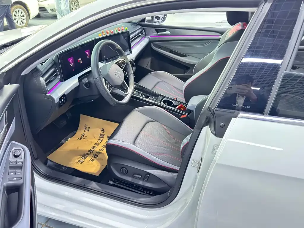 Volkswagen Lamando 2024 из CN, фото 7