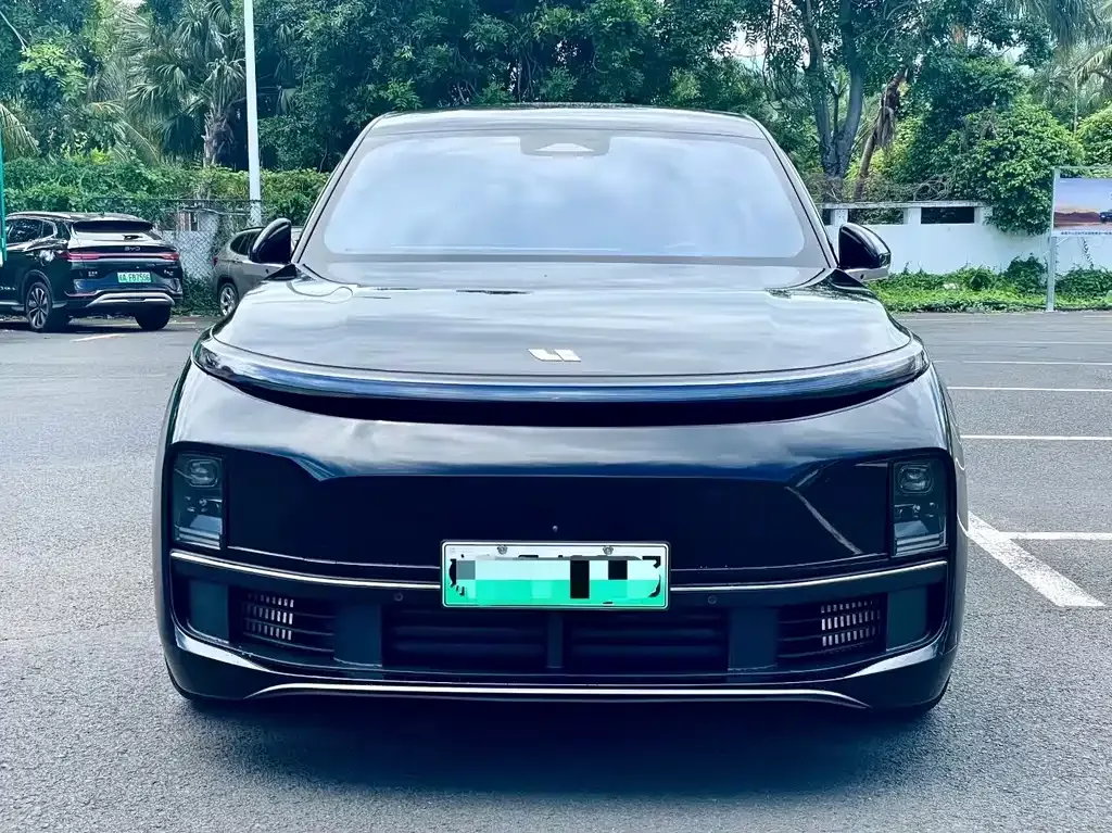 Li Auto L8 2023 из CN, фото 2