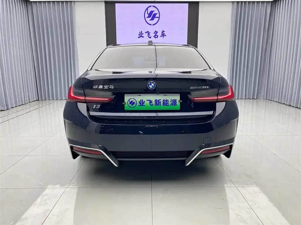 BMW i3 — фото 5