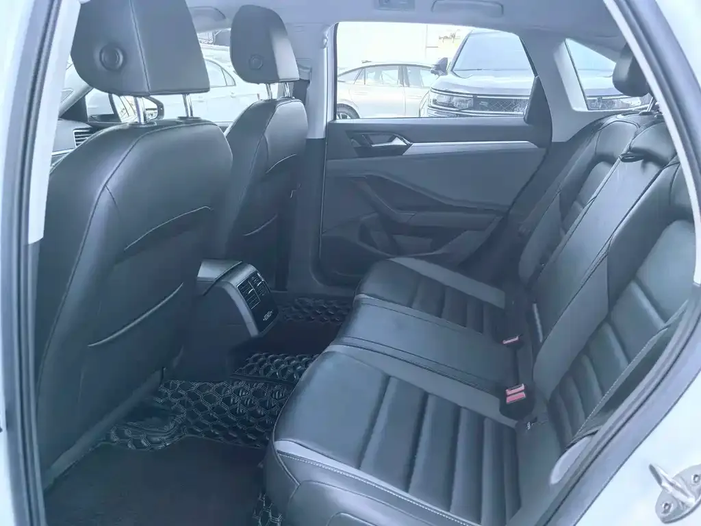 Volkswagen Sagitar 2021 из CN, фото 6