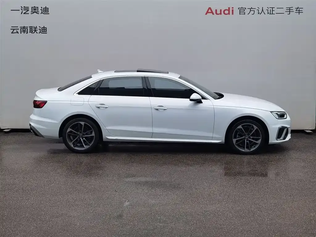 Audi A4L 2021 из CN, фото 3