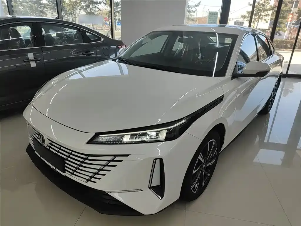 Changan Eado 2025 из CN, фото 1