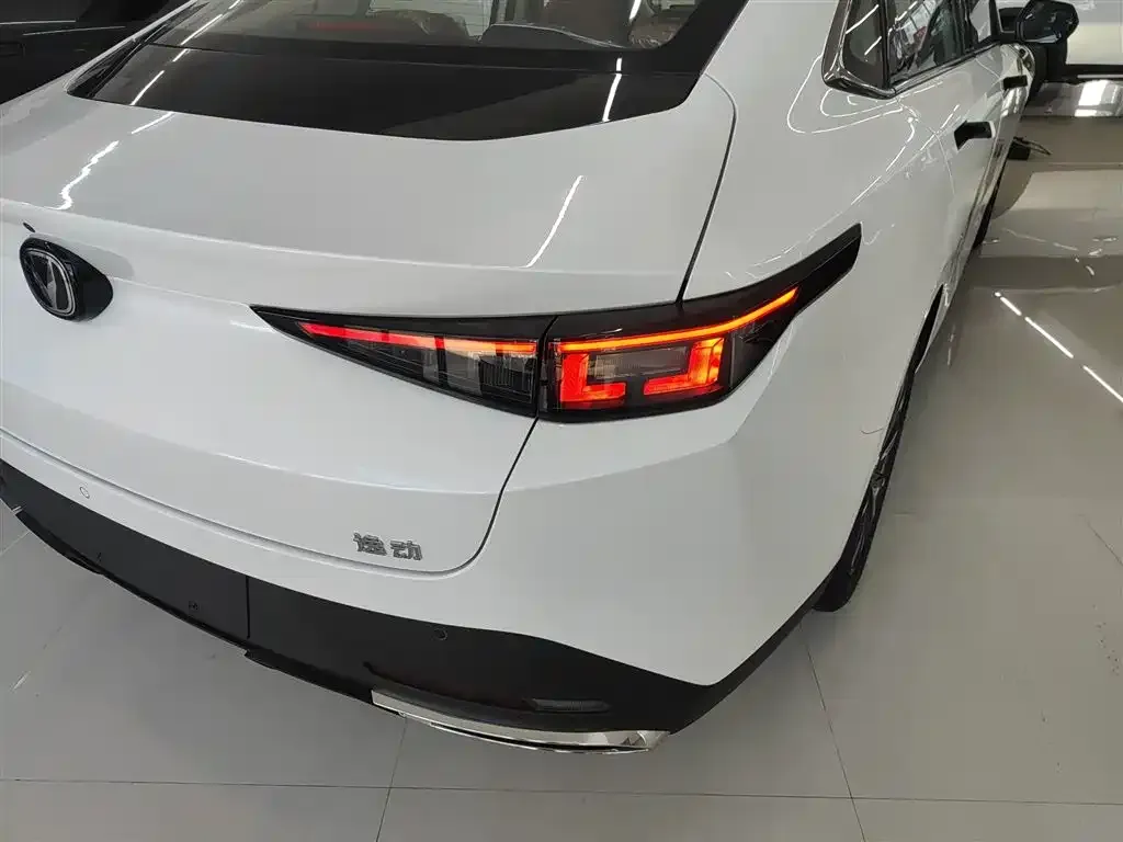 Changan Eado 2025 из CN, фото 8