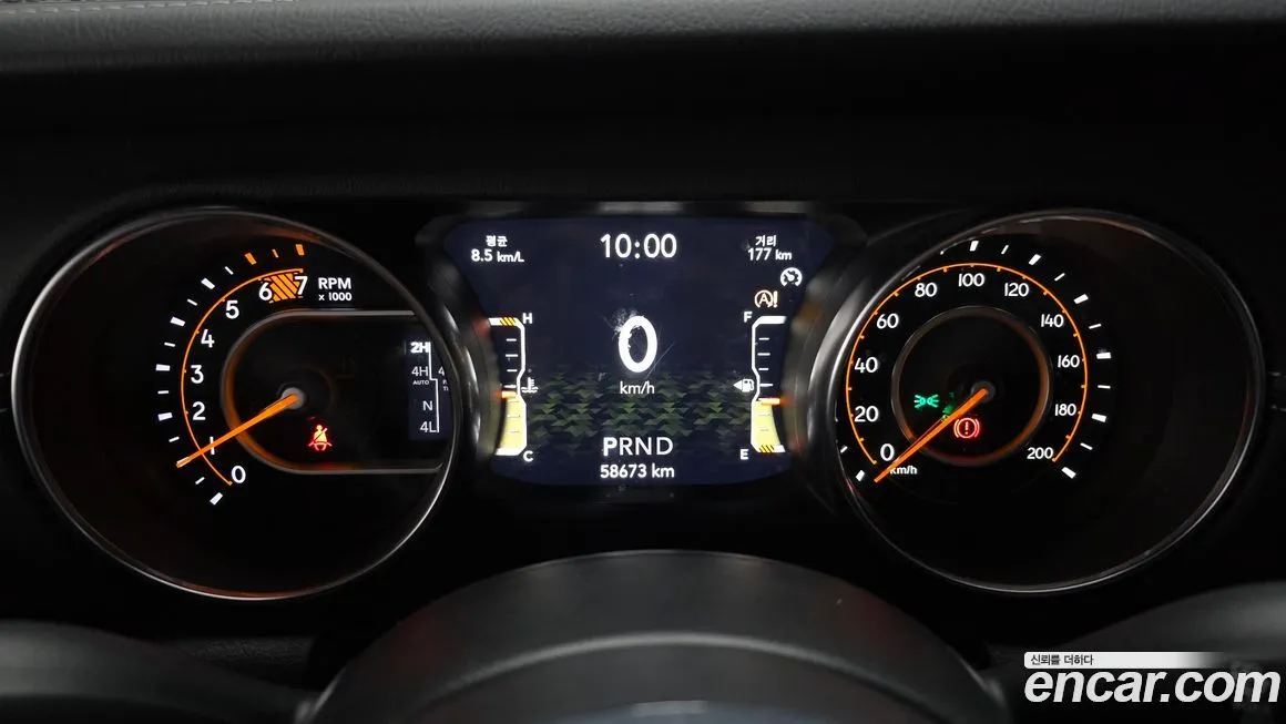 Jeep Wrangler 2022 из KR, фото 8