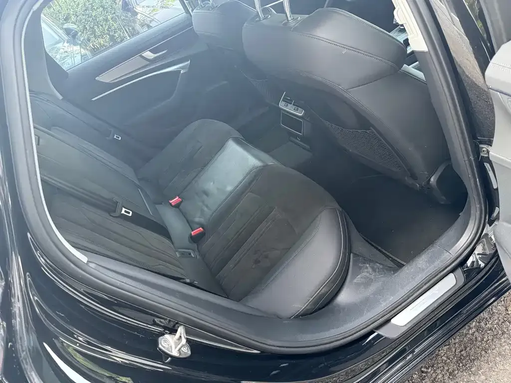 Audi A6 (Import) 2021 из CN, фото 9
