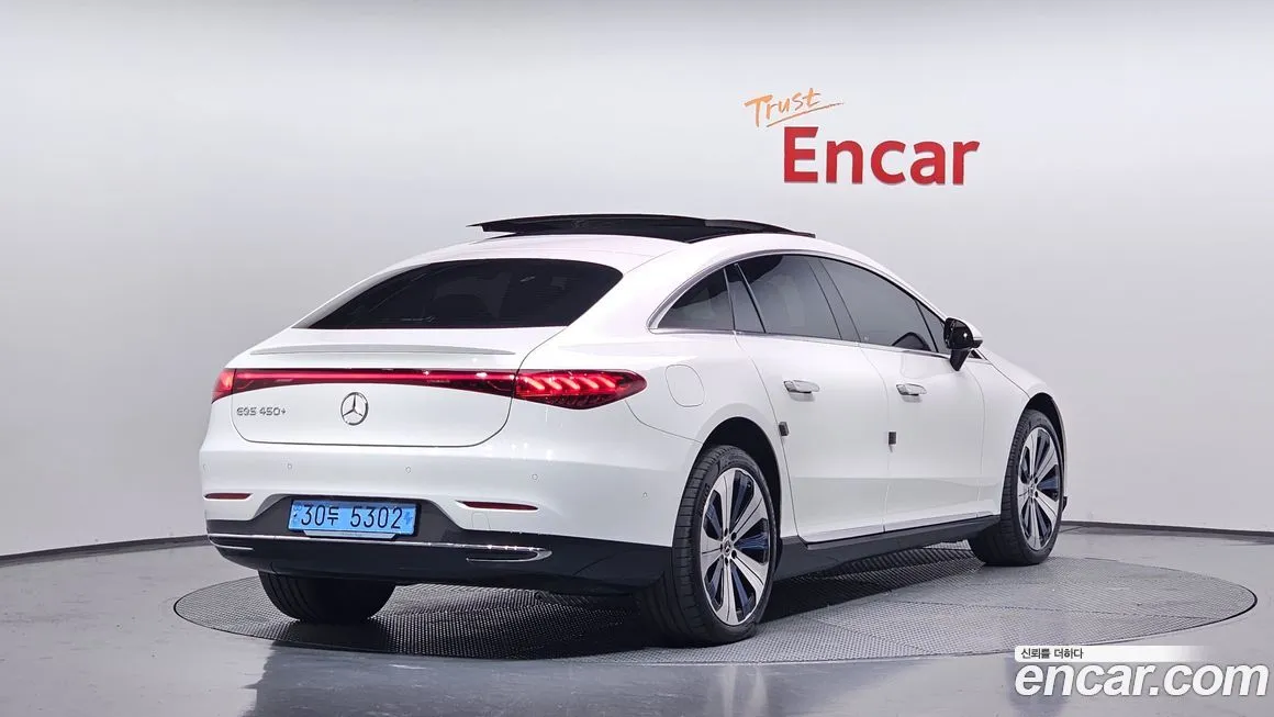 Mercedes-Benz EQS 2023 из KR, фото 2