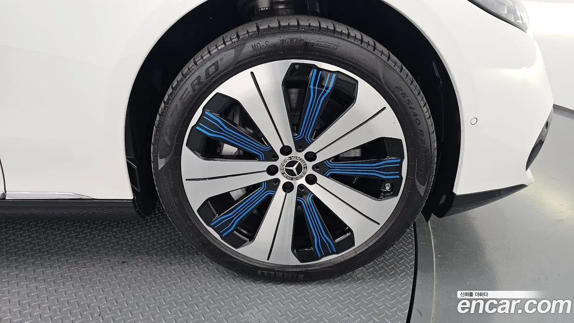 Mercedes-Benz EQS 2023 из KR, фото 5
