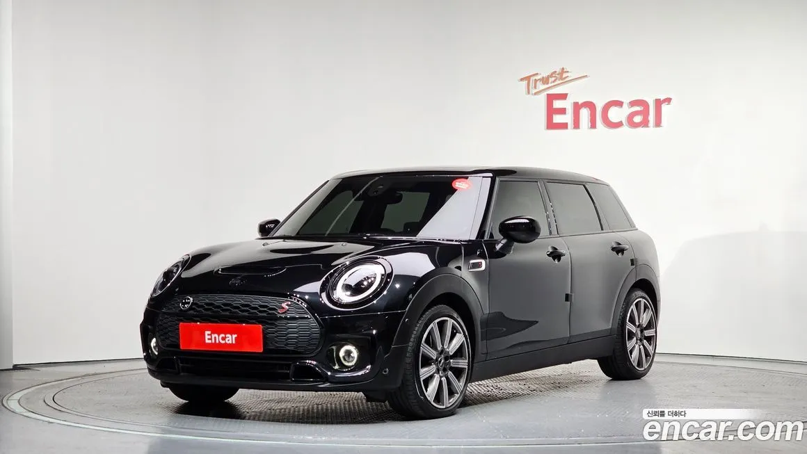 Mini Clubman — фото 1