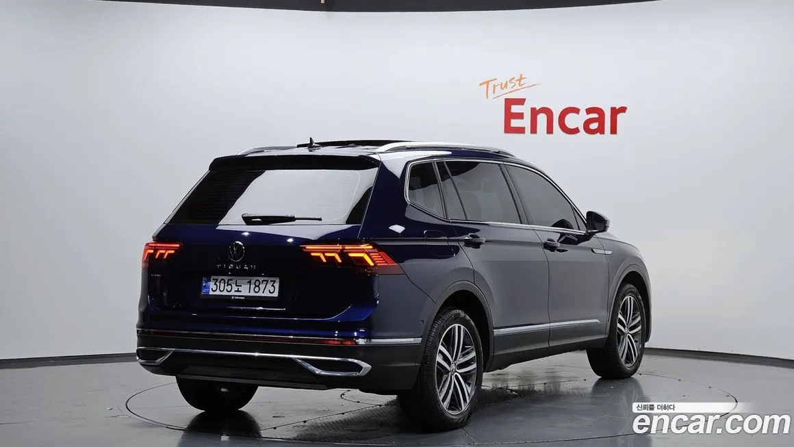 Volkswagen Tiguan — фото 2