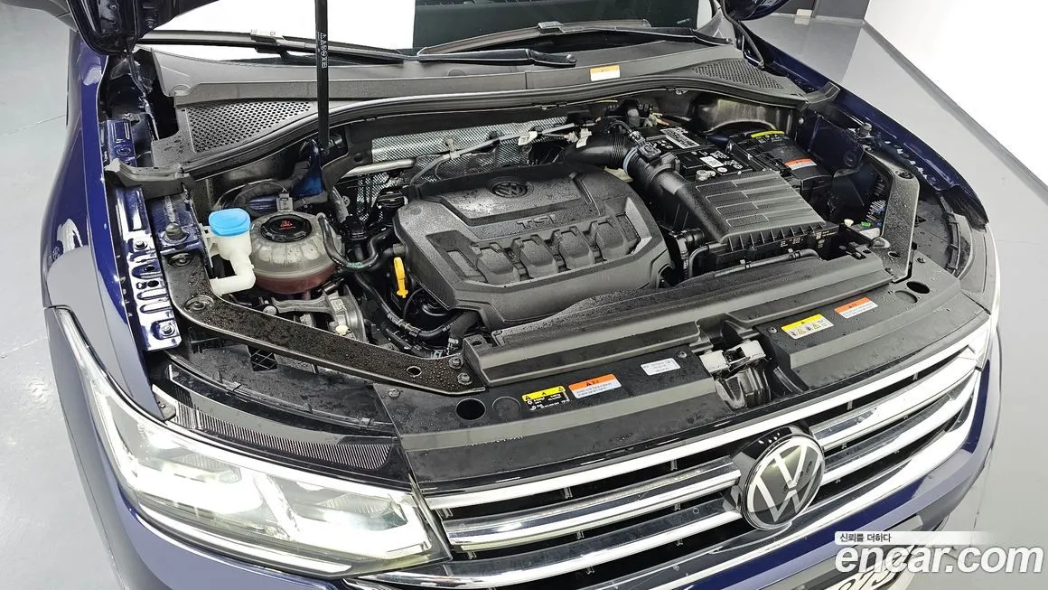 Volkswagen Tiguan — фото 6