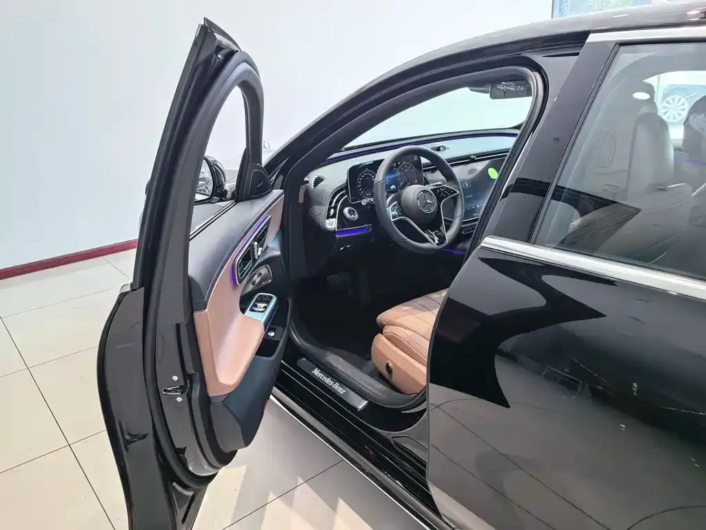 Mercedes-Benz E-Class 2025 из CN, фото 10