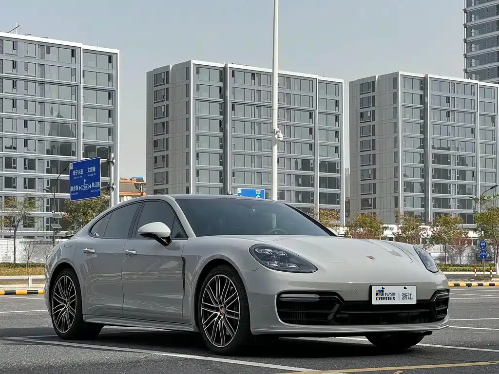 Porsche Panamera — фото 3