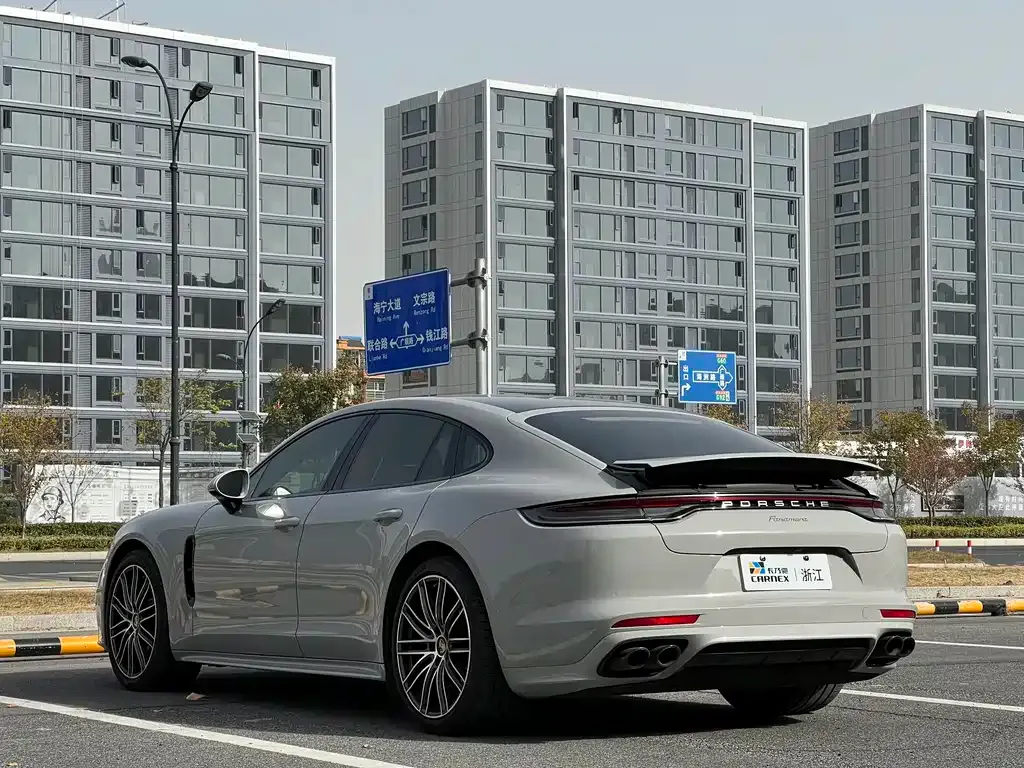 Porsche Panamera — фото 5