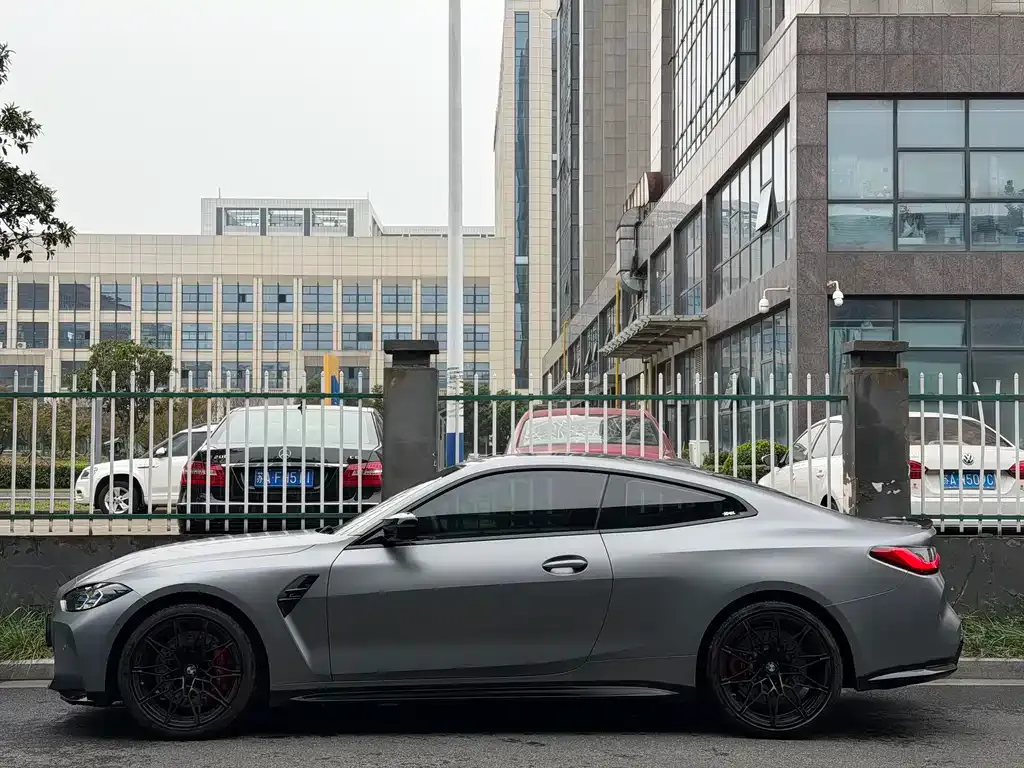 BMW M4 2024 из CN, фото 3