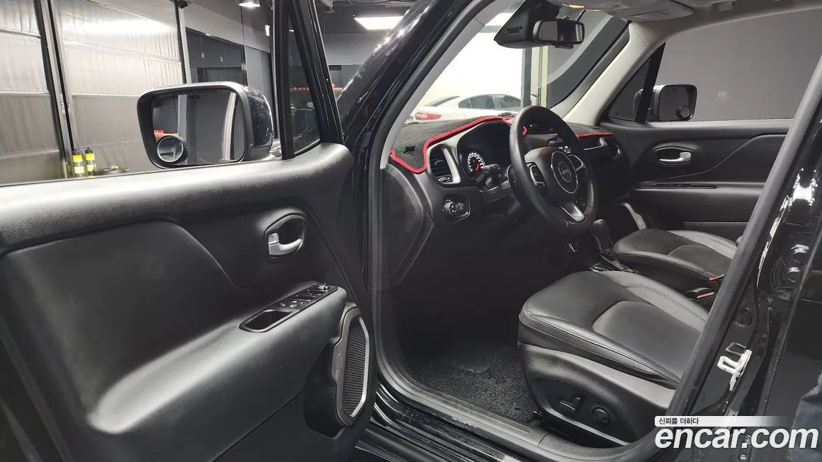 Jeep Renegade 2024 из KR, фото 10