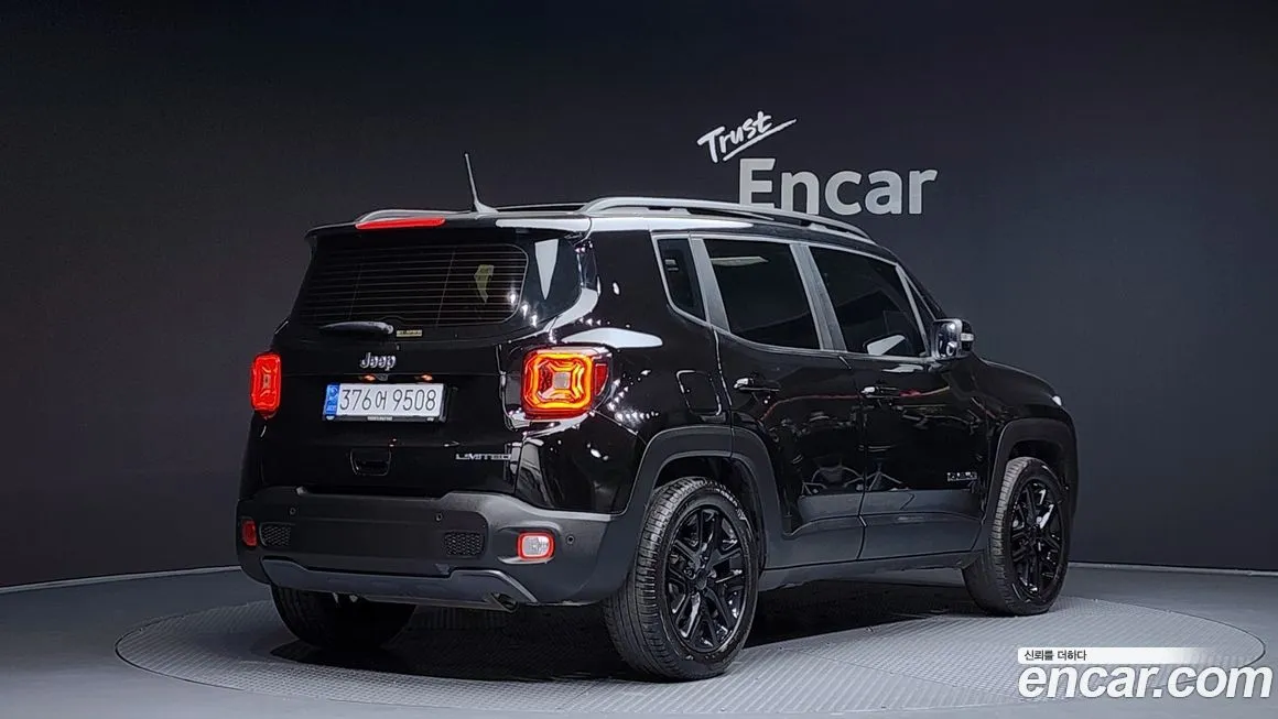 Jeep Renegade 2024 из KR, фото 2