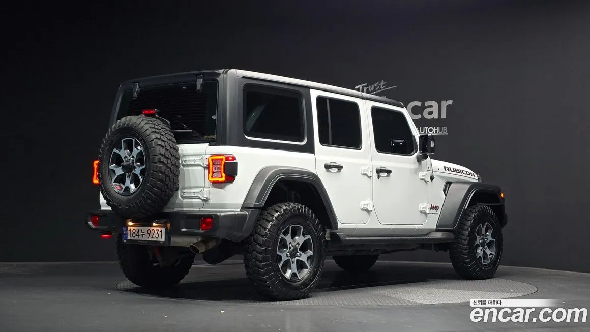 Jeep Wrangler — фото 2