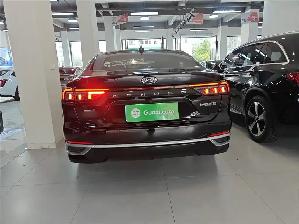 Ford Mondeo 2023 из CN, фото 6