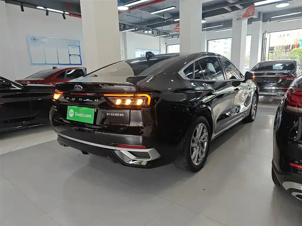 Ford Mondeo 2023 из CN, фото 7