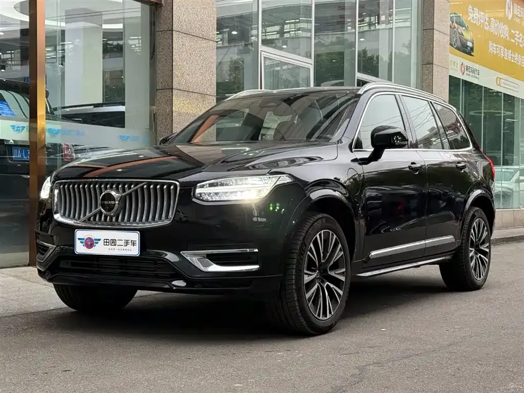Volvo XC90 PHEV — фото 1