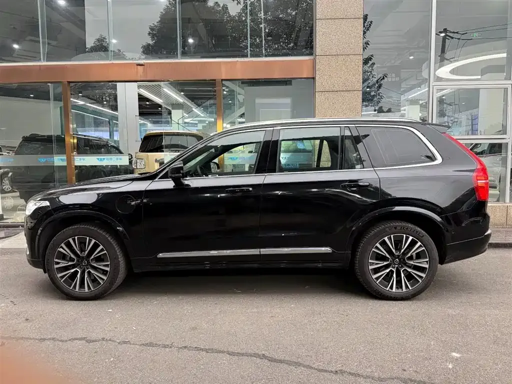 Volvo XC90 PHEV — фото 3