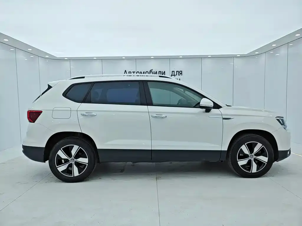 Volkswagen Tharu 2022 из CN, фото 8