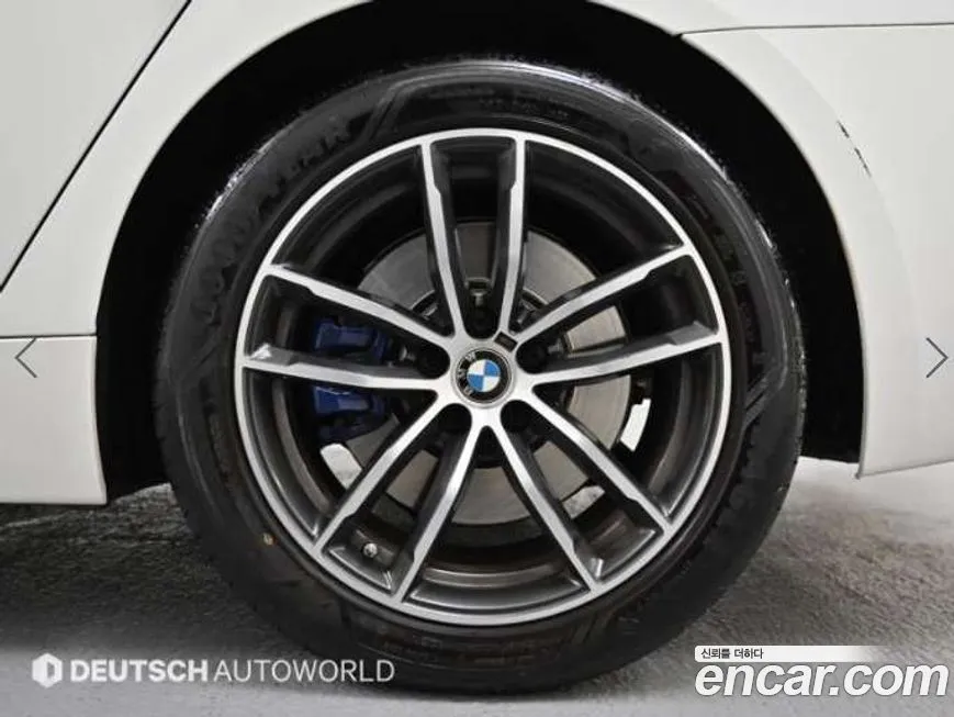 BMW 5-Series 2023 из KR, фото 5