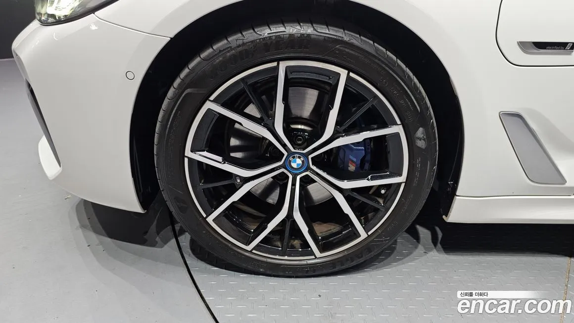 BMW 5-Series 2022 из KR, фото 5