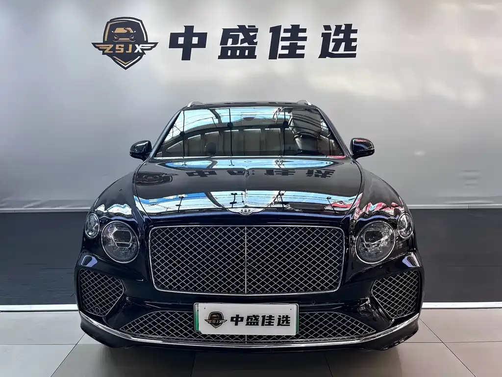 Bentley Bentayga PHEV — фото 2
