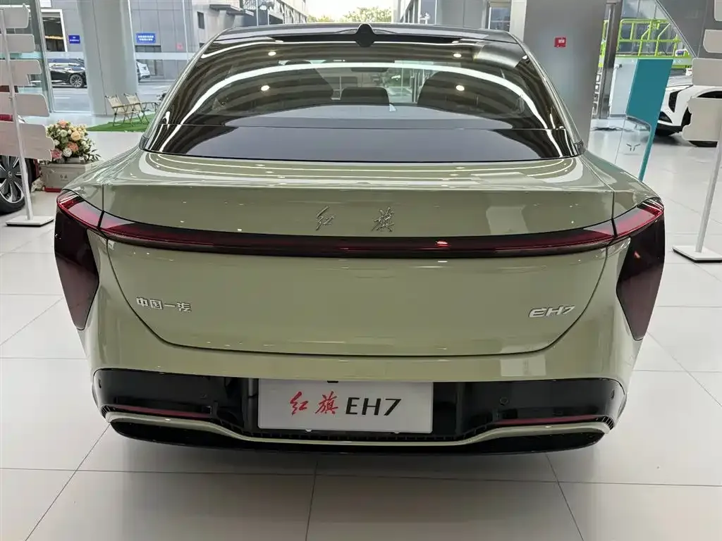 Hongqi EH7 — фото 3