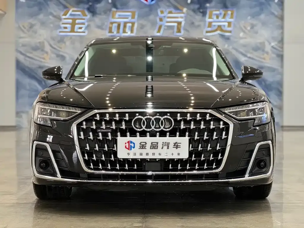 Audi A8 2023 из CN, фото 2