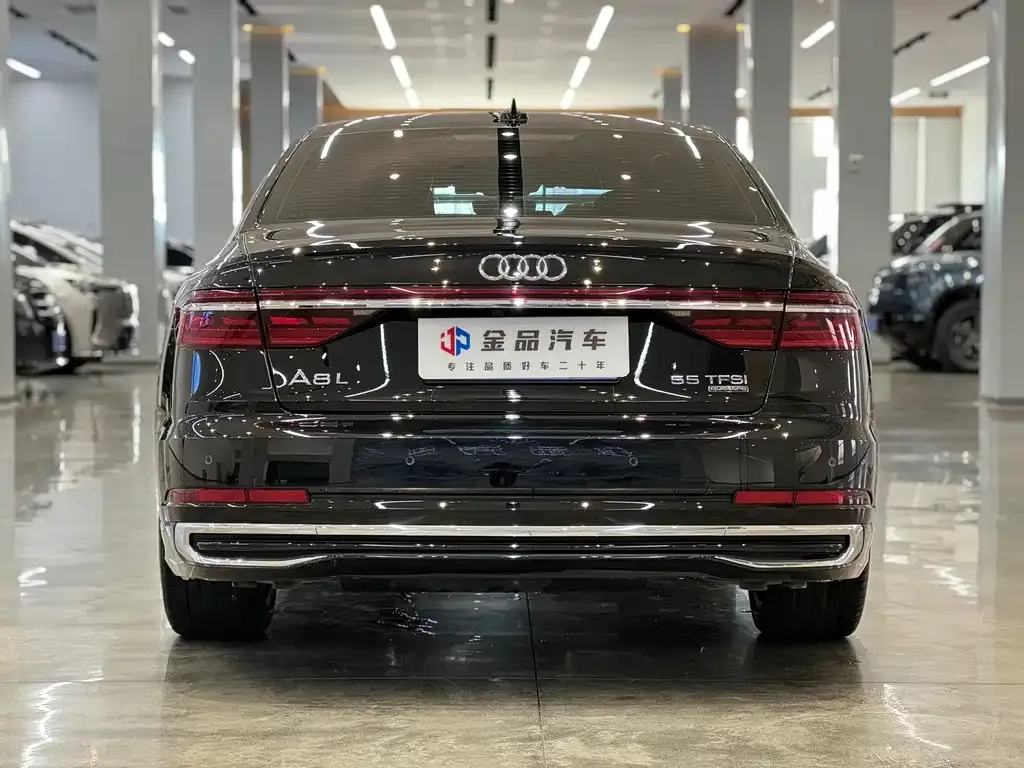 Audi A8 2023 из CN, фото 4