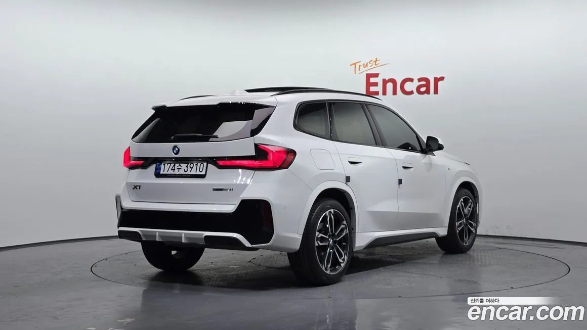 BMW X1 2023 из KR, фото 2