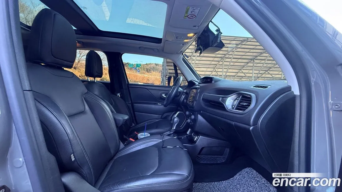 Jeep Renegade 2021 из KR, фото 10