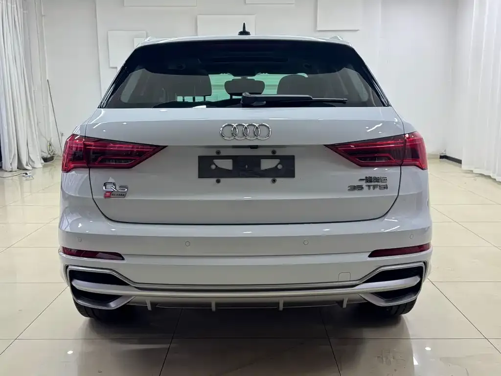 Audi Q3 2021 из CN, фото 5