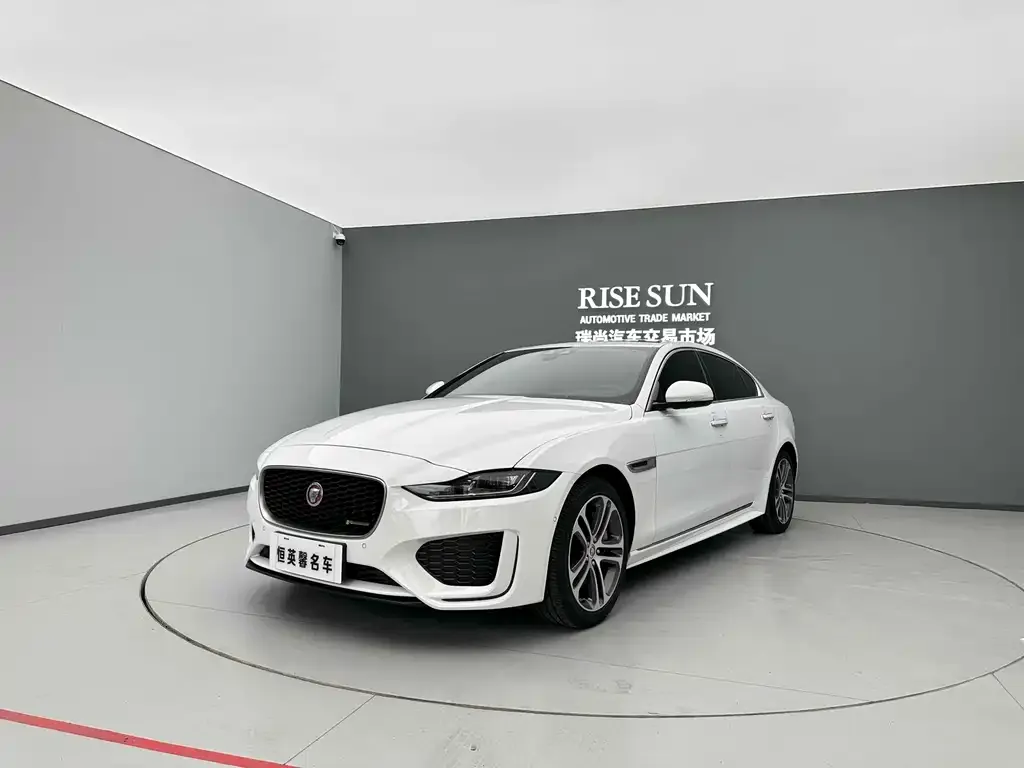 Jaguar XEL — фото 3