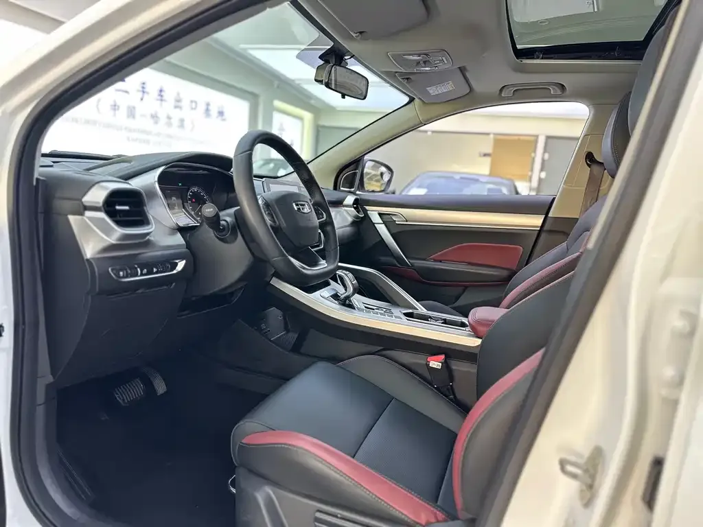 Geely Binyue 2021 из CN, фото 5