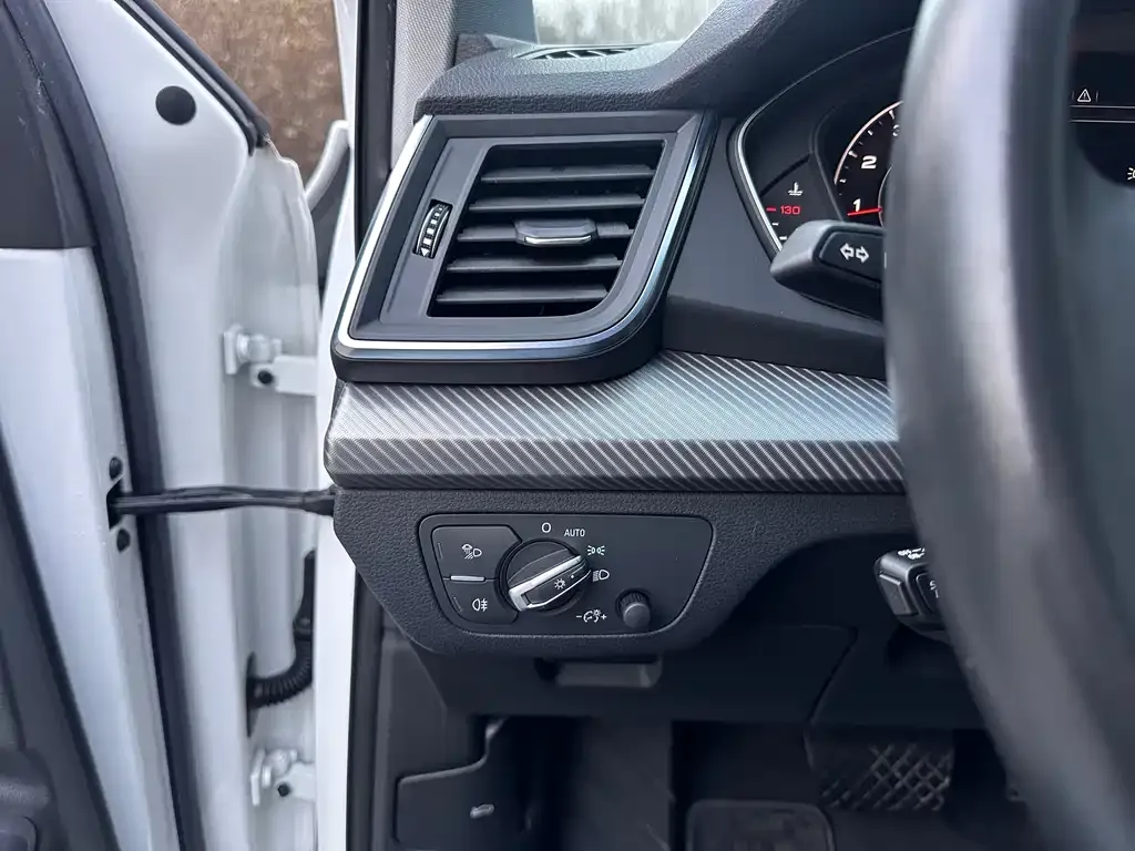 Audi Q5L 2021 из CN, фото 8