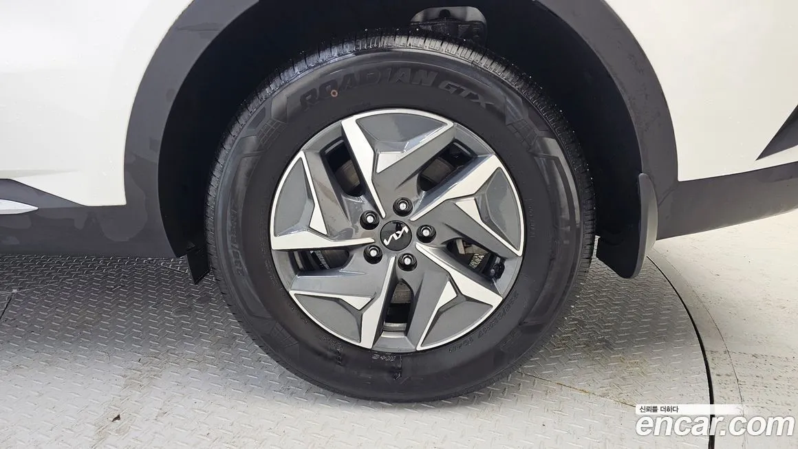 Kia Sorento — фото 5