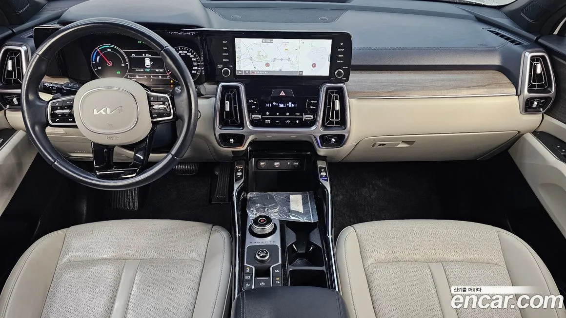 Kia Sorento — фото 7