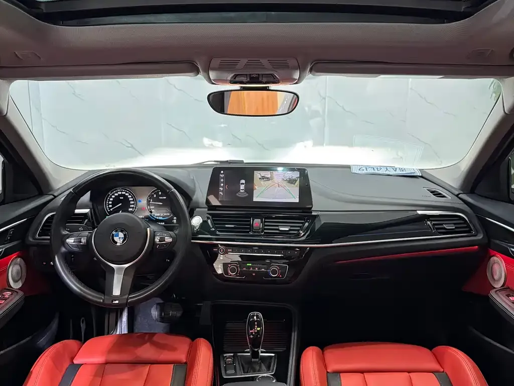 BMW 1 Series 2023 из CN, фото 7