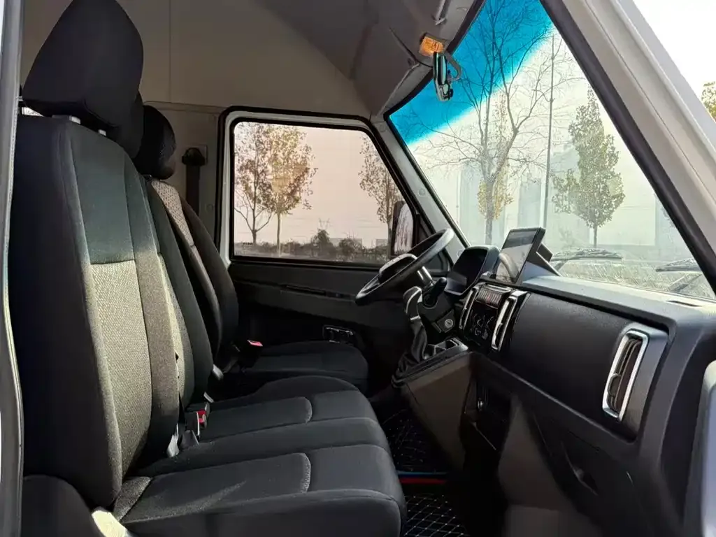 IVECO Daily 2025 из CN, фото 4