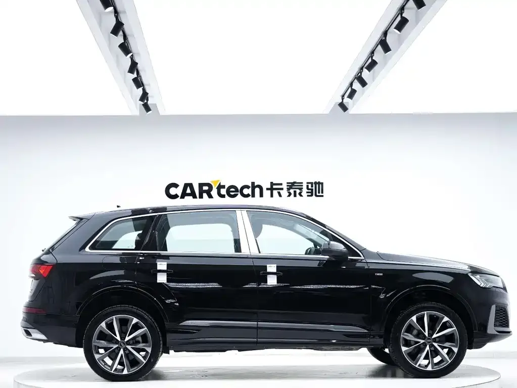 Audi Q7 — фото 4