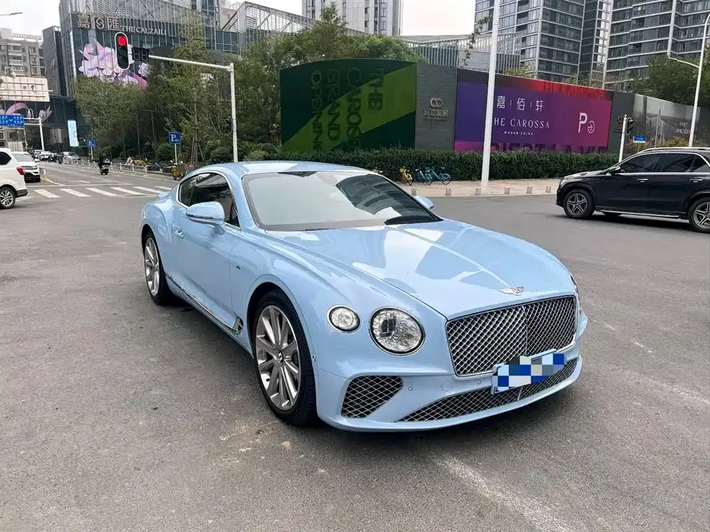 Bentley Continental 2021 из CN, фото 3